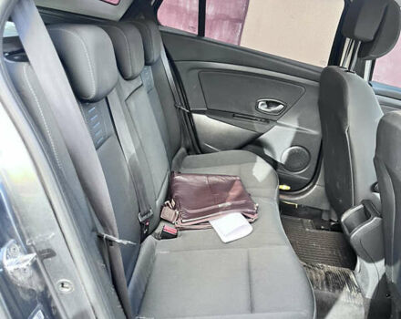 Серый Рено Меган, объемом двигателя 1.46 л и пробегом 325 тыс. км за 6400 $, фото 15 на Automoto.ua