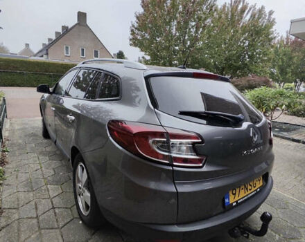 Серый Рено Меган, объемом двигателя 1.6 л и пробегом 182 тыс. км за 7800 $, фото 102 на Automoto.ua