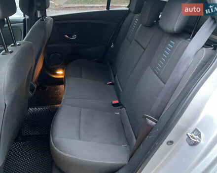 Серый Рено Меган, объемом двигателя 1.46 л и пробегом 300 тыс. км за 6300 $, фото 13 на Automoto.ua