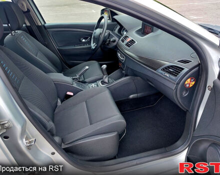 Сірий Рено Меган, об'ємом двигуна 1.6 л та пробігом 219 тис. км за 7300 $, фото 10 на Automoto.ua