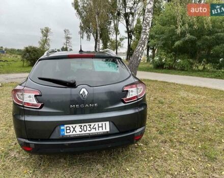 Серый Рено Меган, объемом двигателя 1.6 л и пробегом 230 тыс. км за 5600 $, фото 1 на Automoto.ua