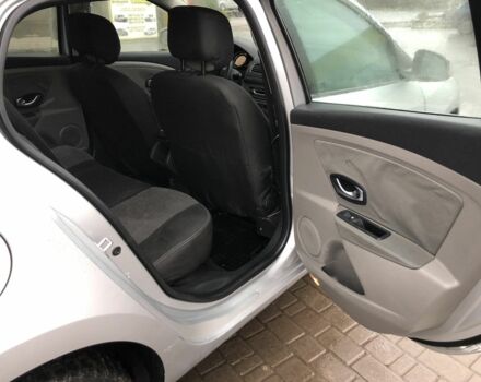 Серый Рено Меган, объемом двигателя 1.5 л и пробегом 260 тыс. км за 5600 $, фото 4 на Automoto.ua