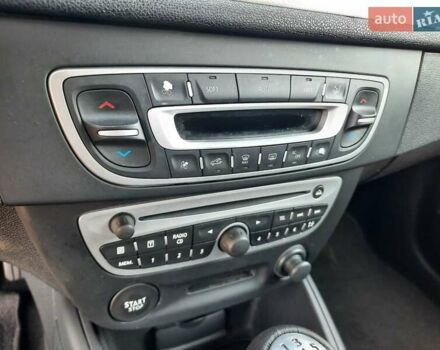 Серый Рено Меган, объемом двигателя 1.6 л и пробегом 183 тыс. км за 7600 $, фото 38 на Automoto.ua