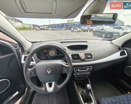 Серый Рено Меган, объемом двигателя 1.46 л и пробегом 298 тыс. км за 6350 $, фото 12 на Automoto.ua