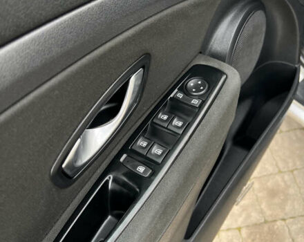 Серый Рено Меган, объемом двигателя 1.5 л и пробегом 265 тыс. км за 5499 $, фото 19 на Automoto.ua