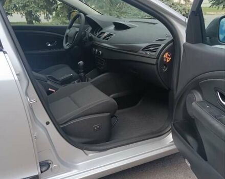 Серый Рено Меган, объемом двигателя 1.6 л и пробегом 221 тыс. км за 6950 $, фото 24 на Automoto.ua