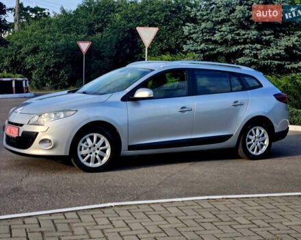 Серый Рено Меган, объемом двигателя 1.6 л и пробегом 195 тыс. км за 7850 $, фото 2 на Automoto.ua