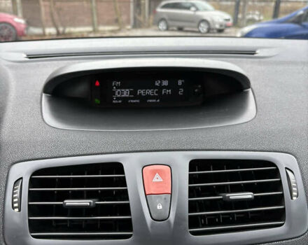 Сірий Рено Меган, об'ємом двигуна 1.6 л та пробігом 227 тис. км за 7300 $, фото 24 на Automoto.ua