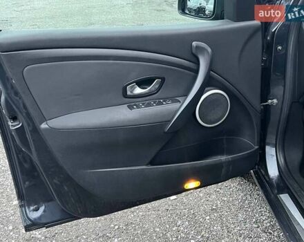 Серый Рено Меган, объемом двигателя 1.5 л и пробегом 269 тыс. км за 6000 $, фото 12 на Automoto.ua