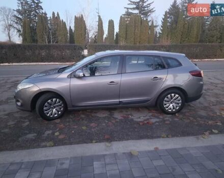 Серый Рено Меган, объемом двигателя 1.46 л и пробегом 274 тыс. км за 7100 $, фото 2 на Automoto.ua