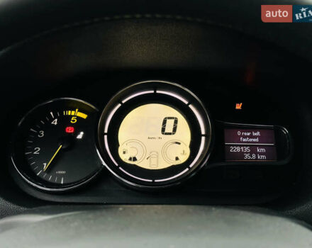 Серый Рено Меган, объемом двигателя 1.87 л и пробегом 228 тыс. км за 8500 $, фото 27 на Automoto.ua