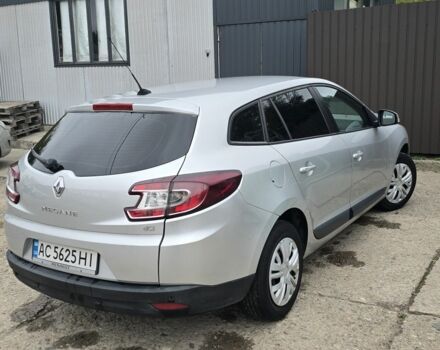 Рено Меган 2010 в Нововолынск на Automoto.ua Серый Рено Меган, объемом двигателя 1.5 л и пробегом 252 тыс. км за 6200 $, фото 2 на Automoto.ua