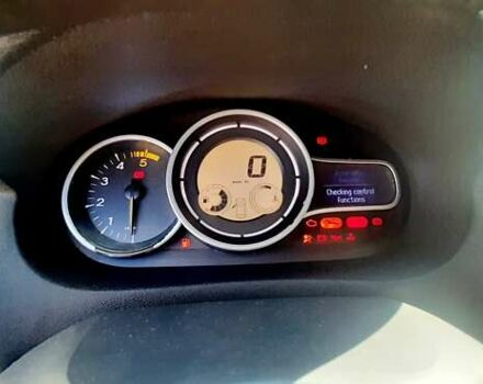 Серый Рено Меган, объемом двигателя 1.5 л и пробегом 350 тыс. км за 6500 $, фото 11 на Automoto.ua