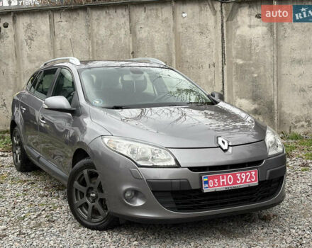 Сірий Рено Меган, об'ємом двигуна 1.6 л та пробігом 227 тис. км за 7300 $, фото 4 на Automoto.ua