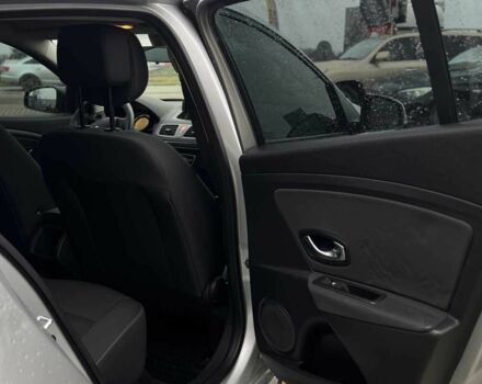 Серый Рено Меган, объемом двигателя 0 л и пробегом 260 тыс. км за 7200 $, фото 11 на Automoto.ua