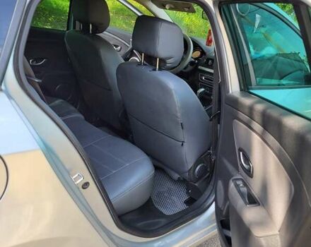 Сірий Рено Меган, об'ємом двигуна 2 л та пробігом 270 тис. км за 7800 $, фото 9 на Automoto.ua