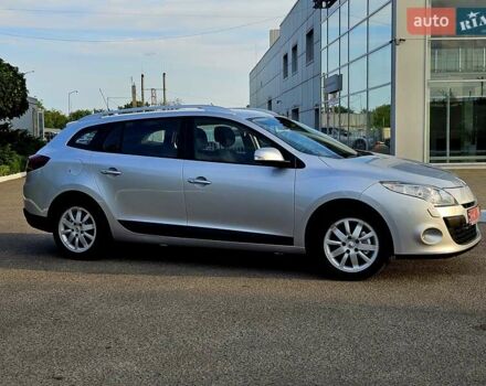 Серый Рено Меган, объемом двигателя 1.6 л и пробегом 195 тыс. км за 7850 $, фото 16 на Automoto.ua