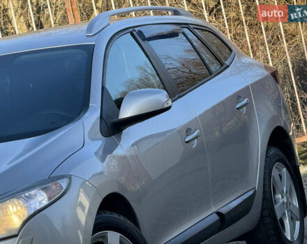 Серый Рено Меган, объемом двигателя 1.46 л и пробегом 180 тыс. км за 6750 $, фото 12 на Automoto.ua