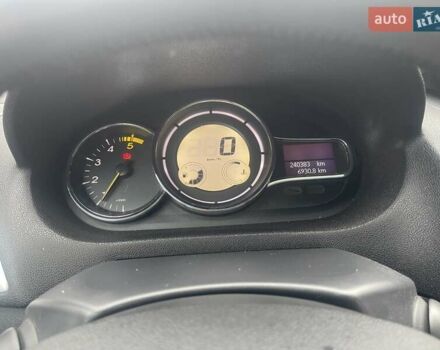 Серый Рено Меган, объемом двигателя 1.5 л и пробегом 240 тыс. км за 7500 $, фото 7 на Automoto.ua