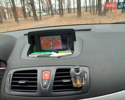 Серый Рено Меган, объемом двигателя 1.4 л и пробегом 250 тыс. км за 7500 $, фото 171 на Automoto.ua