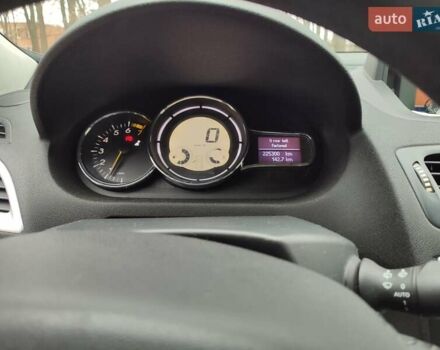 Серый Рено Меган, объемом двигателя 1.4 л и пробегом 250 тыс. км за 7500 $, фото 131 на Automoto.ua