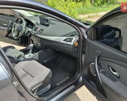 Серый Рено Меган, объемом двигателя 1.5 л и пробегом 310 тыс. км за 5999 $, фото 5 на Automoto.ua