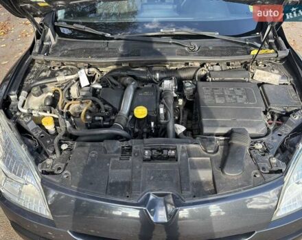 Серый Рено Меган, объемом двигателя 1.5 л и пробегом 385 тыс. км за 6800 $, фото 32 на Automoto.ua