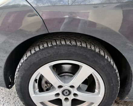 Серый Рено Меган, объемом двигателя 1.46 л и пробегом 325 тыс. км за 6400 $, фото 30 на Automoto.ua