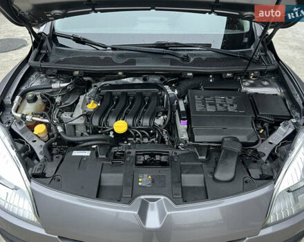 Серый Рено Меган, объемом двигателя 1.6 л и пробегом 182 тыс. км за 7800 $, фото 92 на Automoto.ua