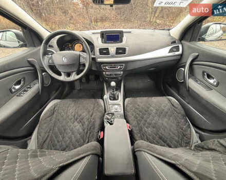Сірий Рено Меган, об'ємом двигуна 1.5 л та пробігом 268 тис. км за 7300 $, фото 19 на Automoto.ua