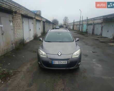 Серый Рено Меган, объемом двигателя 1.87 л и пробегом 312 тыс. км за 5800 $, фото 3 на Automoto.ua