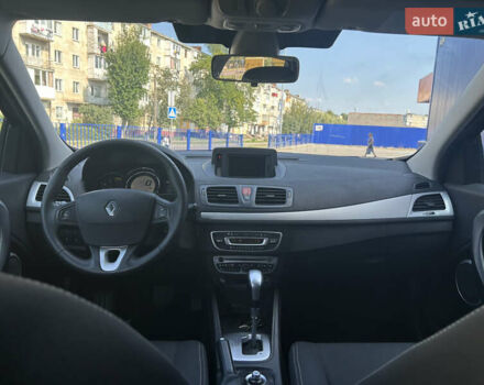 Серый Рено Меган, объемом двигателя 1.5 л и пробегом 267 тыс. км за 7200 $, фото 20 на Automoto.ua