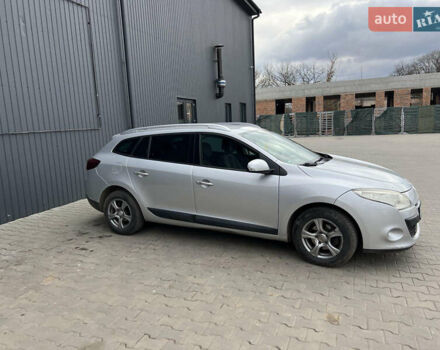 Сірий Рено Меган, об'ємом двигуна 1.46 л та пробігом 275 тис. км за 5999 $, фото 3 на Automoto.ua