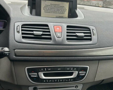 Серый Рено Меган, объемом двигателя 1.46 л и пробегом 285 тыс. км за 5700 $, фото 18 на Automoto.ua