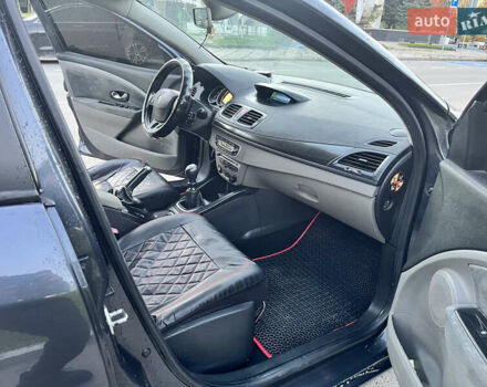 Сірий Рено Меган, об'ємом двигуна 1.46 л та пробігом 328 тис. км за 5500 $, фото 10 на Automoto.ua
