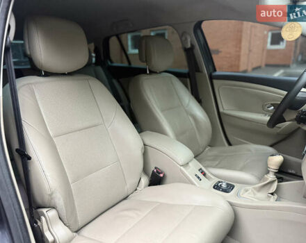 Серый Рено Меган, объемом двигателя 1.87 л и пробегом 280 тыс. км за 6500 $, фото 11 на Automoto.ua