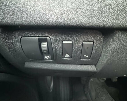 Серый Рено Меган, объемом двигателя 1.9 л и пробегом 143 тыс. км за 8450 $, фото 19 на Automoto.ua