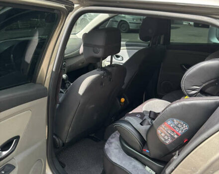 Серый Рено Меган, объемом двигателя 1.5 л и пробегом 350 тыс. км за 6500 $, фото 10 на Automoto.ua