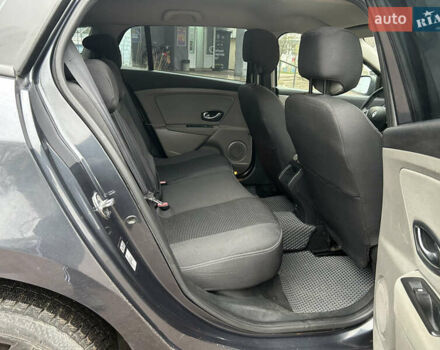 Серый Рено Меган, объемом двигателя 1.46 л и пробегом 285 тыс. км за 5700 $, фото 23 на Automoto.ua