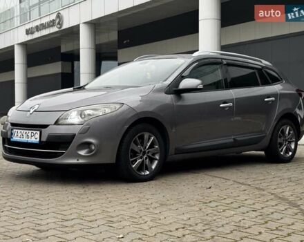 Серый Рено Меган, объемом двигателя 2 л и пробегом 260 тыс. км за 7800 $, фото 2 на Automoto.ua