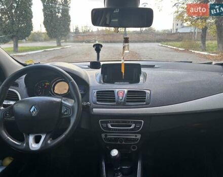 Серый Рено Меган, объемом двигателя 1.5 л и пробегом 385 тыс. км за 6800 $, фото 28 на Automoto.ua