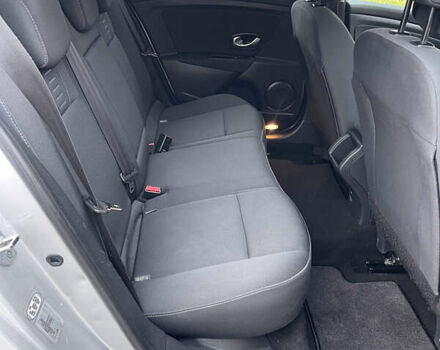 Серый Рено Меган, объемом двигателя 1.6 л и пробегом 225 тыс. км за 7700 $, фото 26 на Automoto.ua