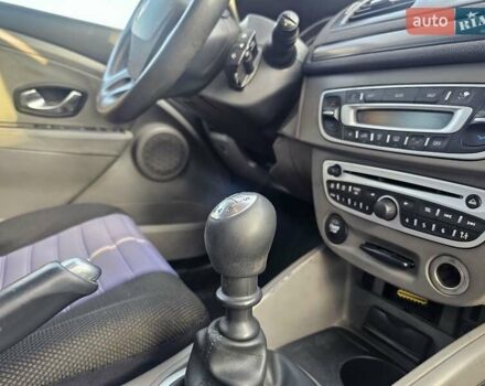 Серый Рено Меган, объемом двигателя 1.46 л и пробегом 257 тыс. км за 5150 $, фото 60 на Automoto.ua