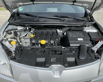 Сірий Рено Меган, об'ємом двигуна 0.16 л та пробігом 207 тис. км за 7650 $, фото 22 на Automoto.ua