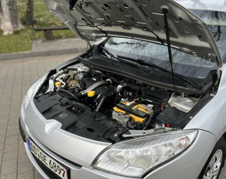 Серый Рено Меган, объемом двигателя 1.5 л и пробегом 265 тыс. км за 5499 $, фото 23 на Automoto.ua