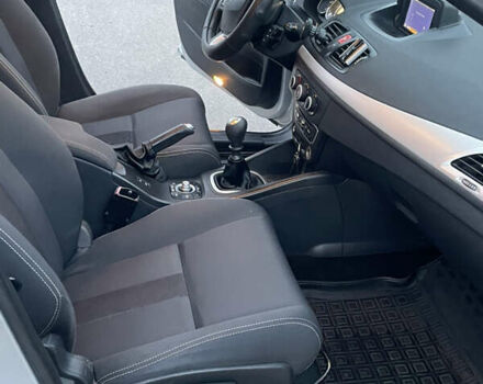 Сірий Рено Меган, об'ємом двигуна 1.46 л та пробігом 291 тис. км за 5700 $, фото 16 на Automoto.ua