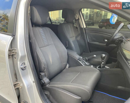 Серый Рено Меган, объемом двигателя 1.46 л и пробегом 320 тыс. км за 5999 $, фото 15 на Automoto.ua