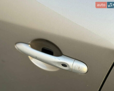 Серый Рено Меган, объемом двигателя 1.4 л и пробегом 193 тыс. км за 6700 $, фото 10 на Automoto.ua