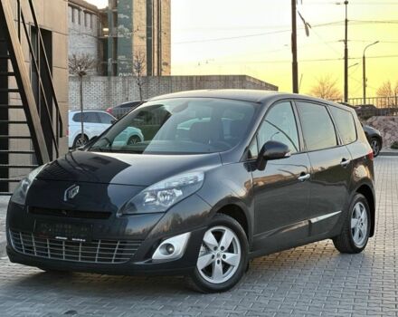 Серый Рено Меган, объемом двигателя 1.4 л и пробегом 189 тыс. км за 3999 $, фото 2 на Automoto.ua