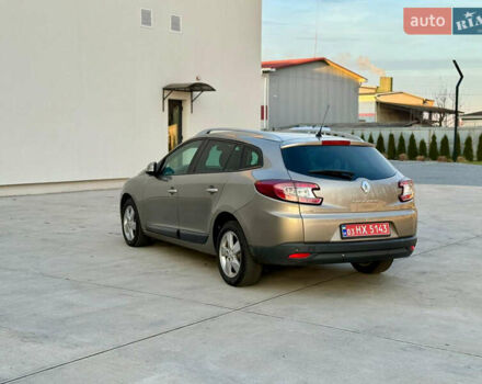 Серый Рено Меган, объемом двигателя 1.4 л и пробегом 193 тыс. км за 6700 $, фото 6 на Automoto.ua